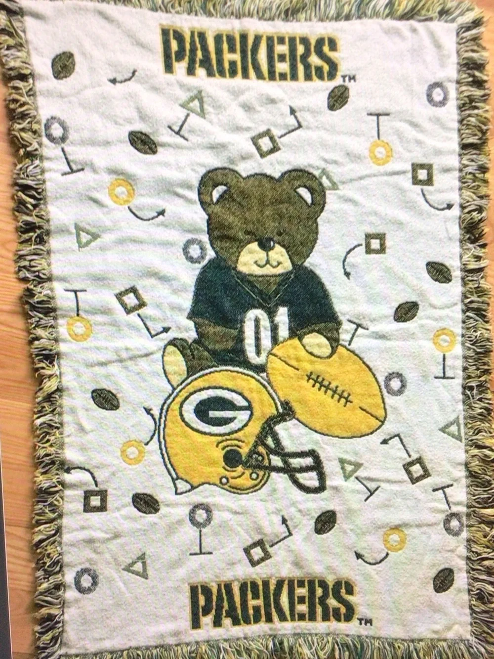 Teddy Bear Throw Blanket - White & Green